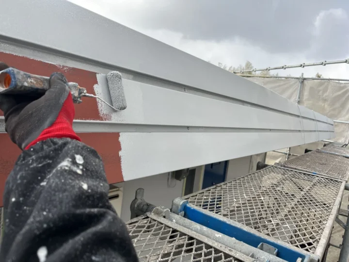 その他板金部 下塗り