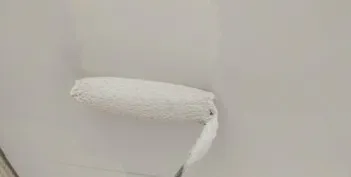 軒下天井 中塗り